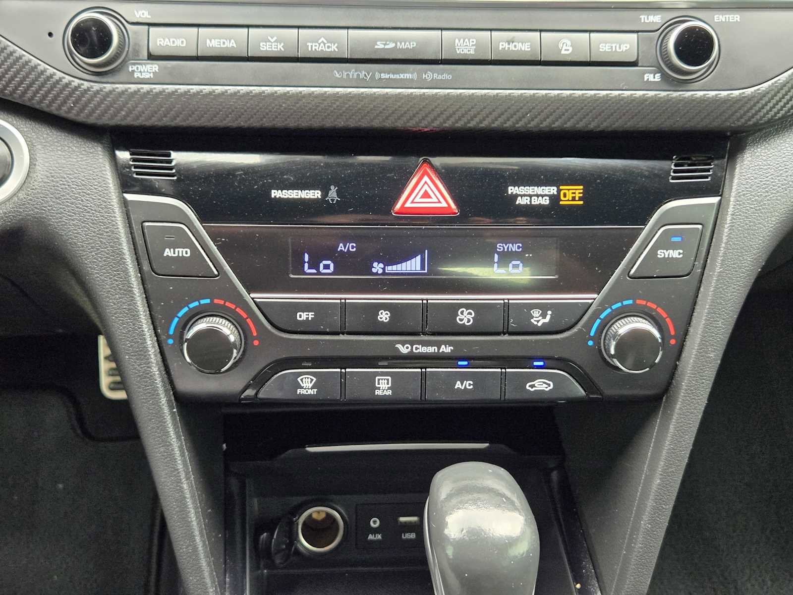 Used 2018 Hyundai Elantra Sport w/ Sport Premium Package 03 FWD image 20