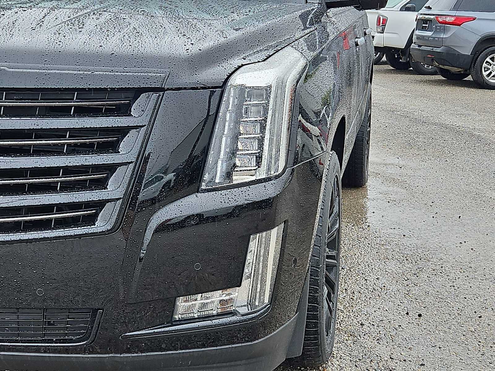 Used 2020 Cadillac Escalade ESV Platinum w/ Escalade Sport Edition AWD/4WD image 10
