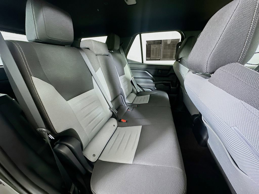 Used 2025 Toyota 4Runner TRD Off-Road image 11