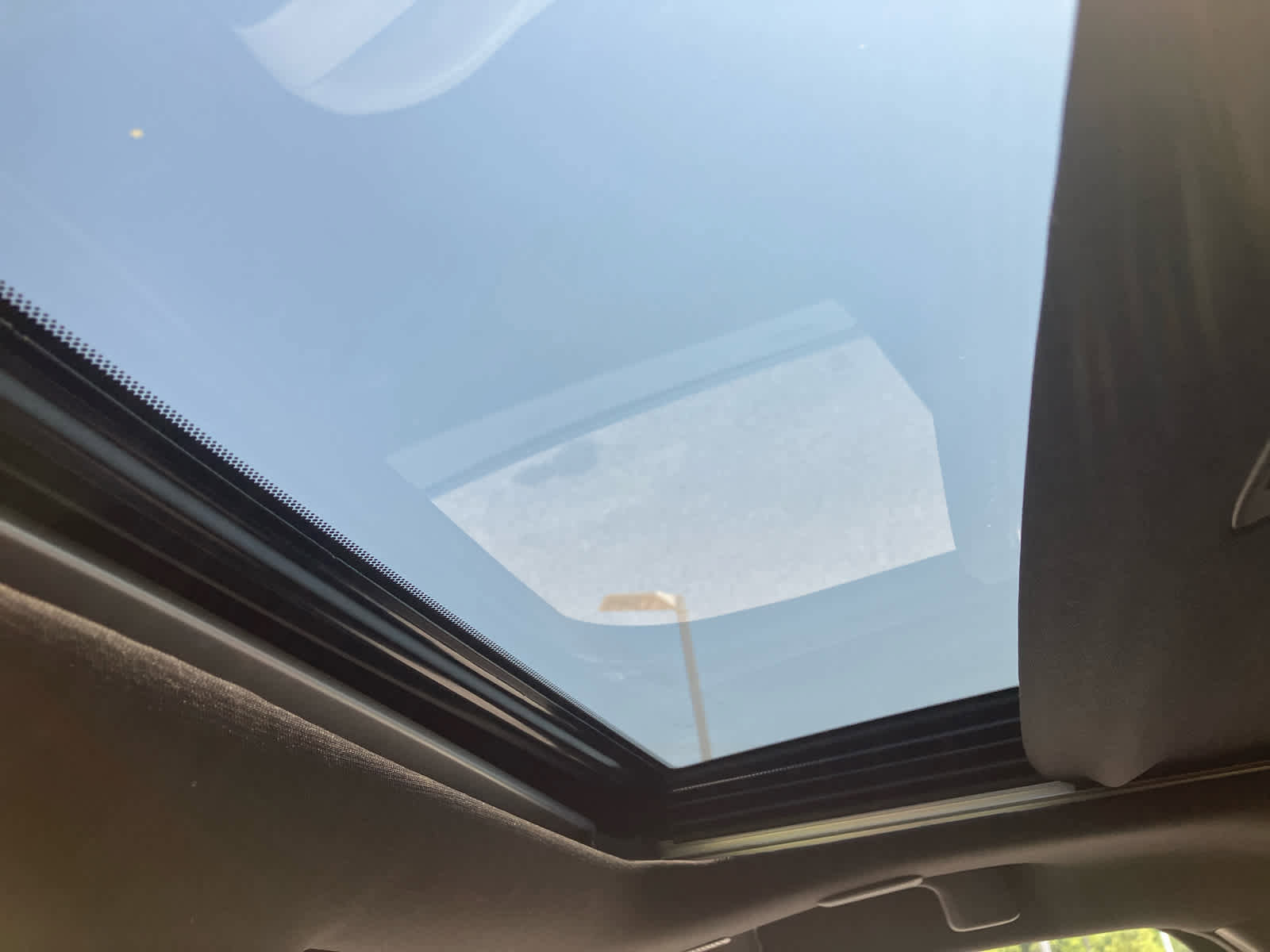 Used 2024 Toyota Tacoma Limited image 19