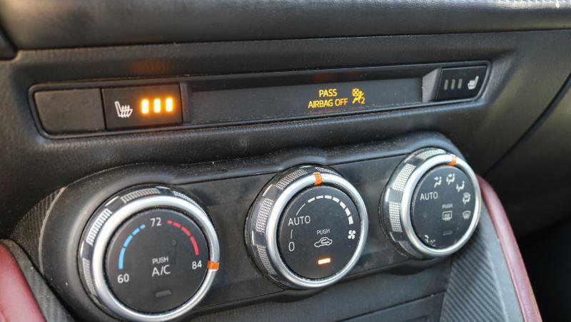 Used 2018 MAZDA CX-3 Touring w/ Preferred Equipment Package image 12