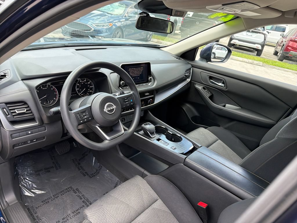 Certified 2024 Nissan Rogue SV FWD image 13