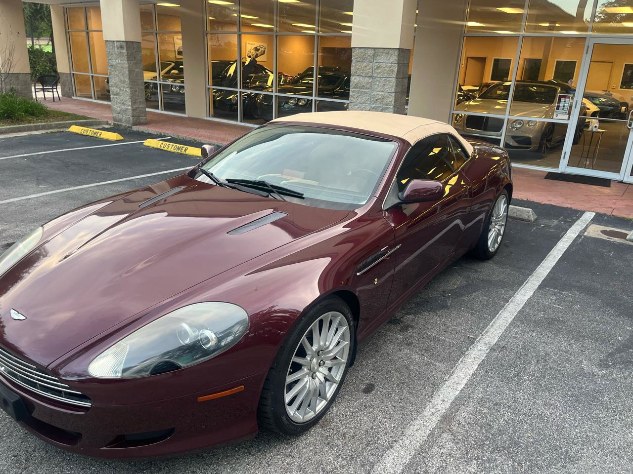 Used 2007 Aston Martin DB9 Volante RWD image 26