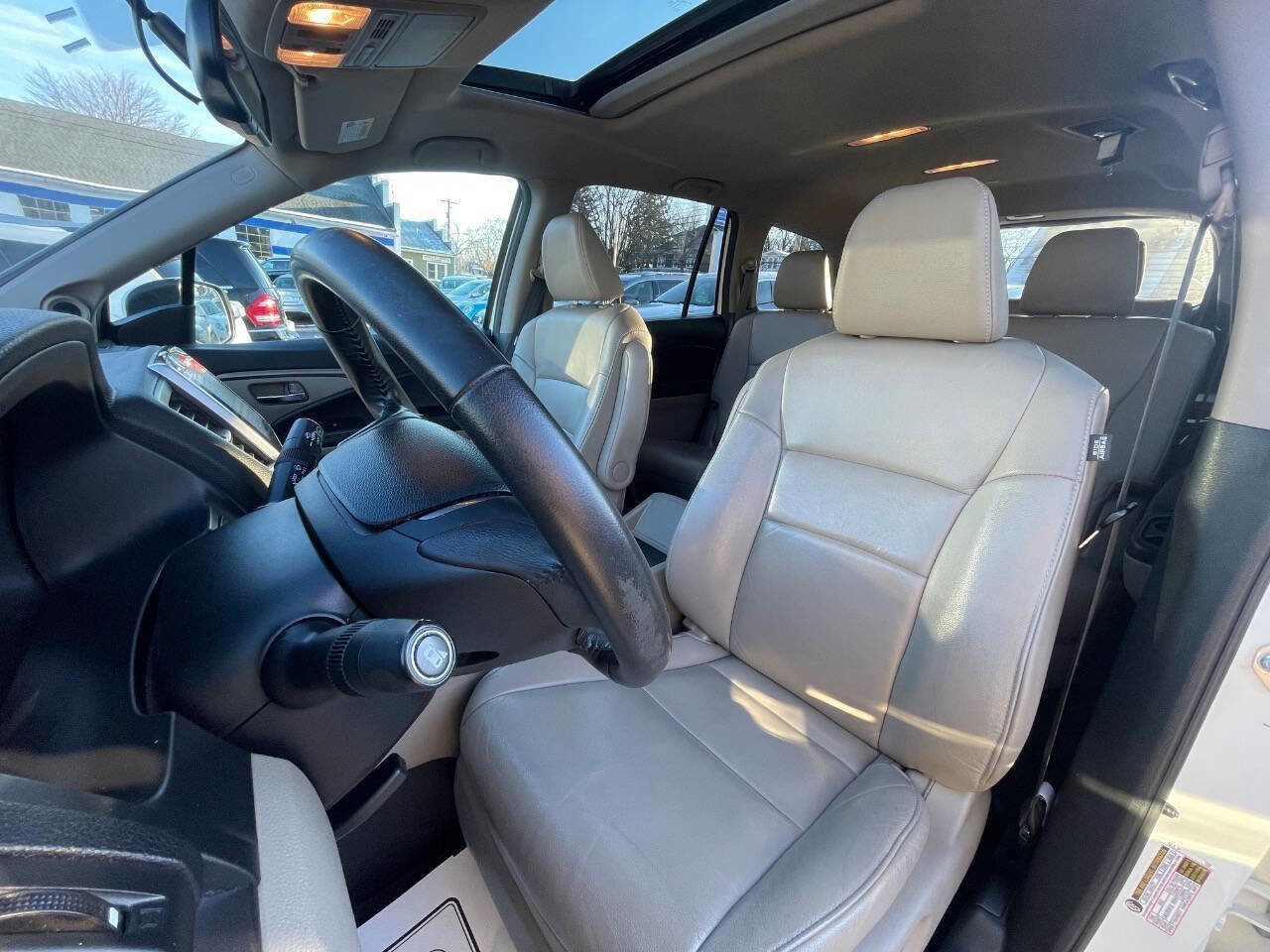 Used 2017 Honda Pilot EX-L image 11