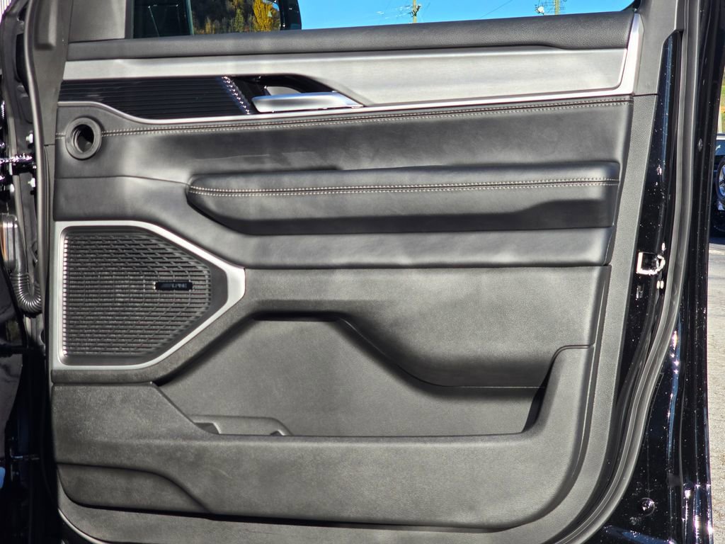 New 2025 Jeep Wagoneer Series II image 36