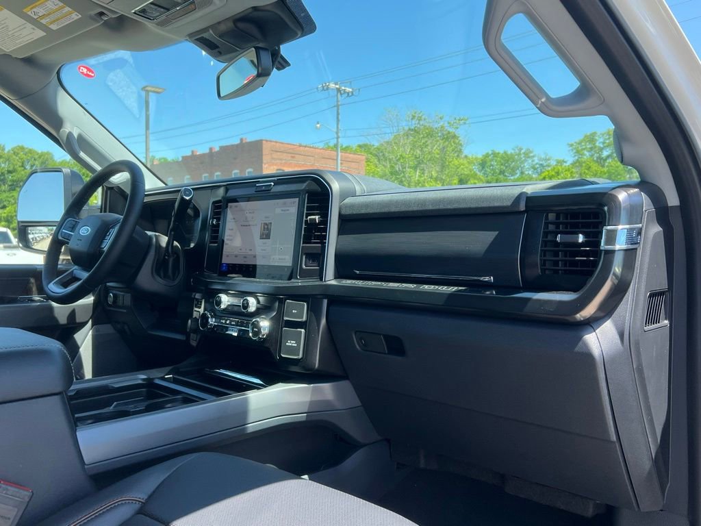 New 2026 Ford F250 4x4 Crew Cab Super Duty image 21