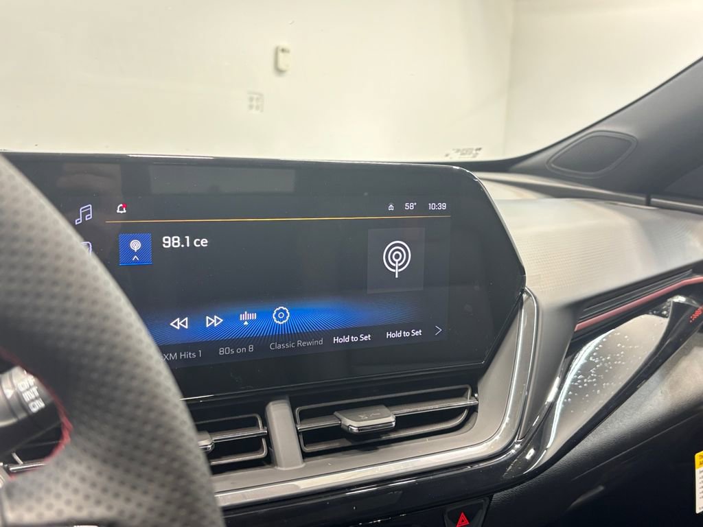 New 2026 Chevrolet Trax RS w/ Sunroof Package FWD image 19