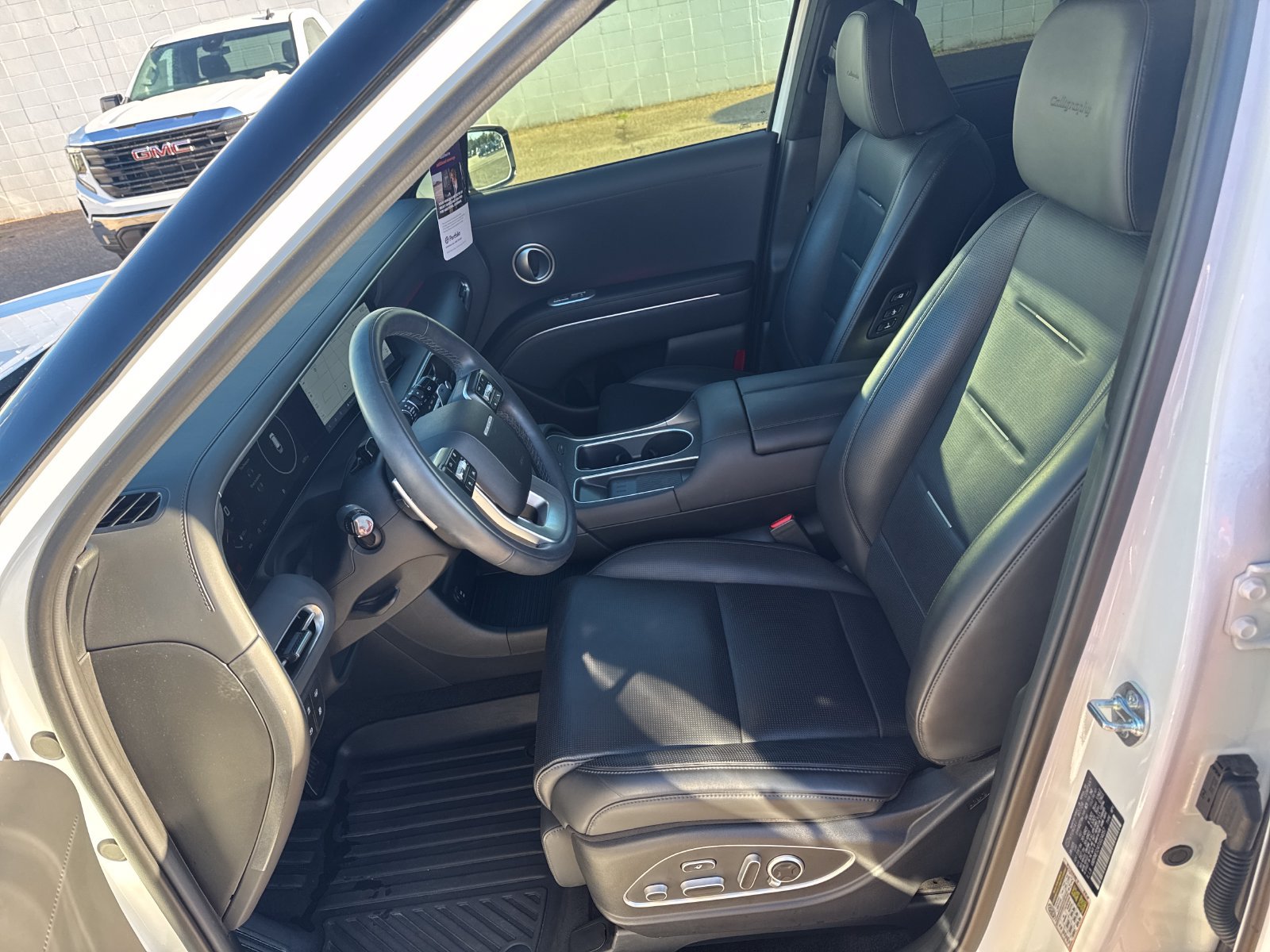 Used 2026 Hyundai Palisade Calligraphy AWD/4WD image 14