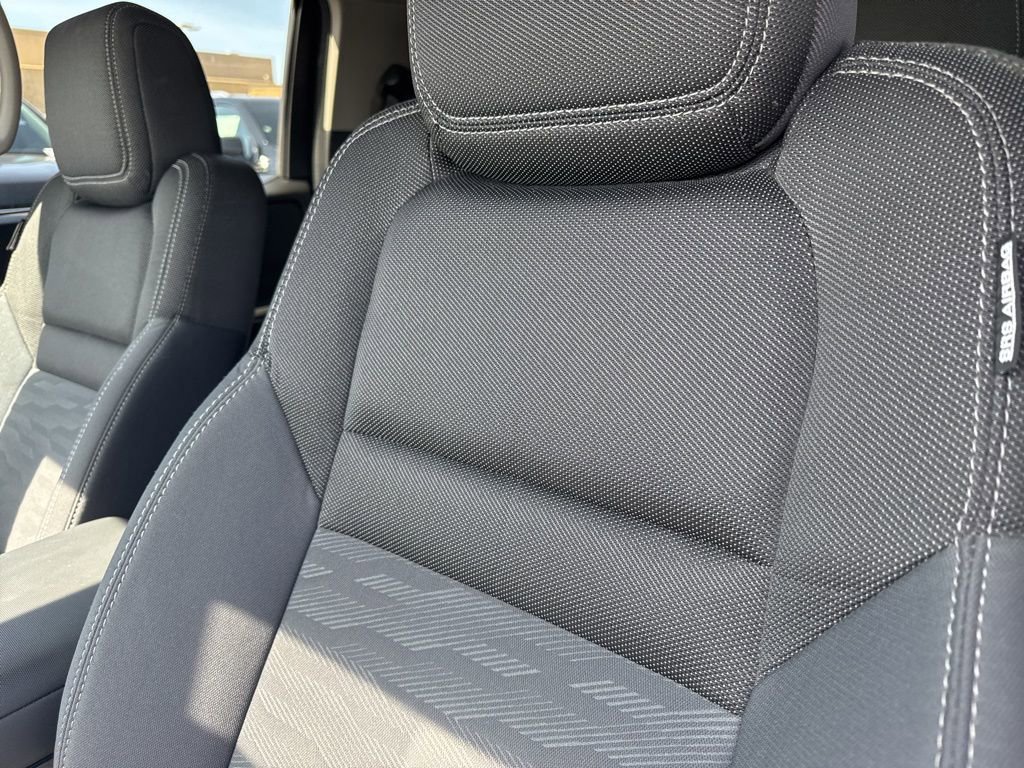 Used 2023 Nissan Frontier SV w/ Technology Package image 8