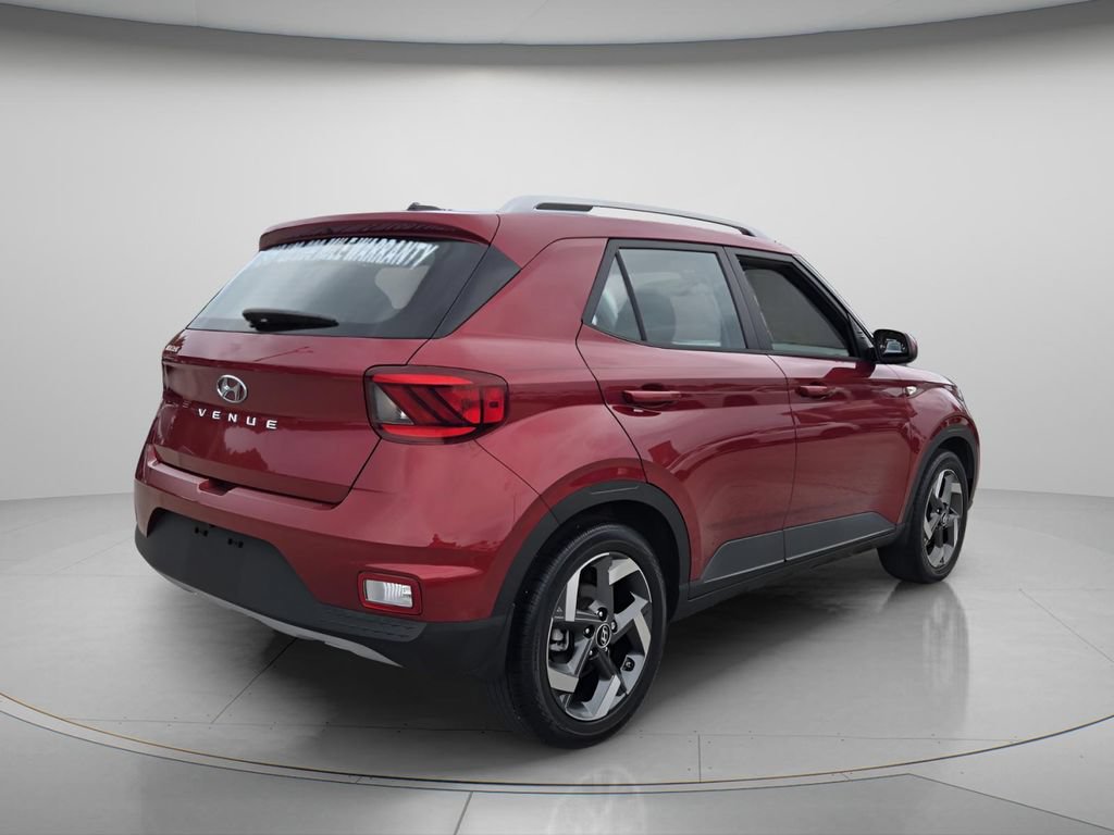 Certified 2023 Hyundai Venue SEL FWD image 8