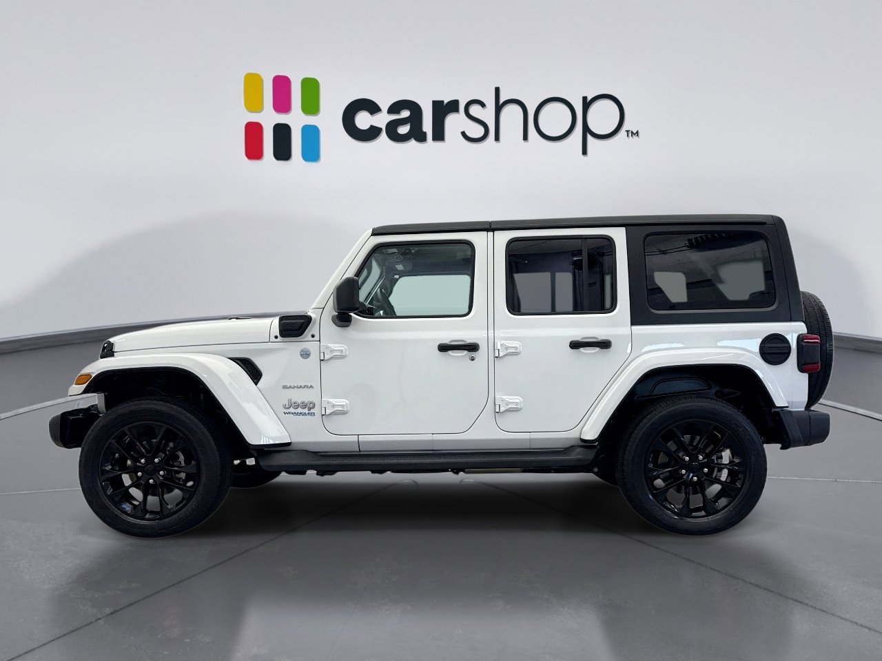 Used 2022 Jeep Wrangler Unlimited Sahara w/ Cold Weather Group image 2