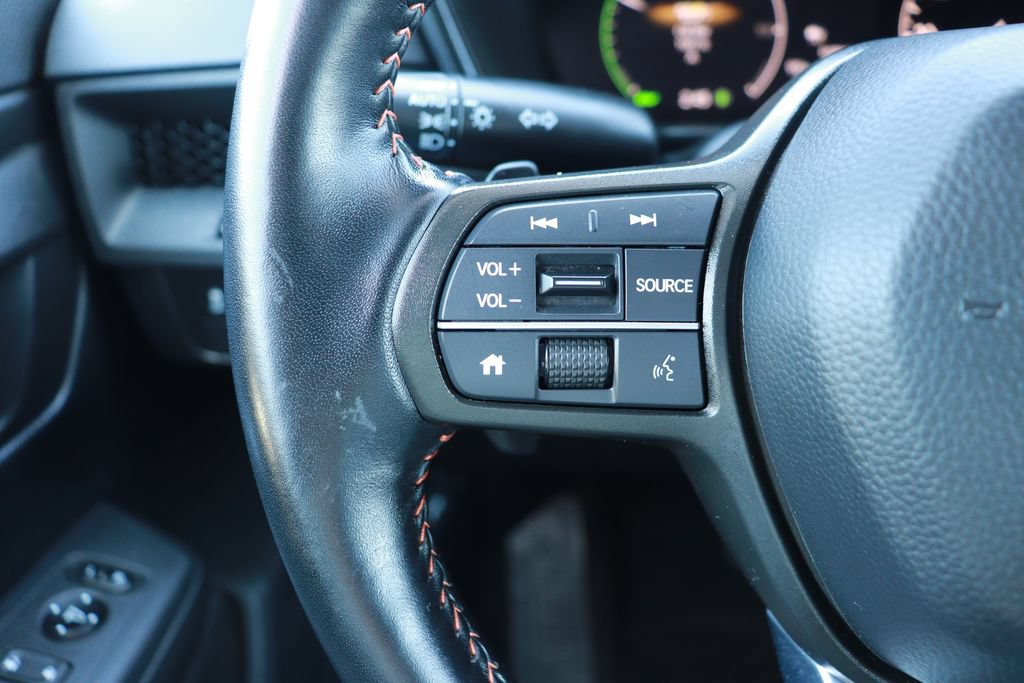 Used 2025 Honda CR-V Sport image 21