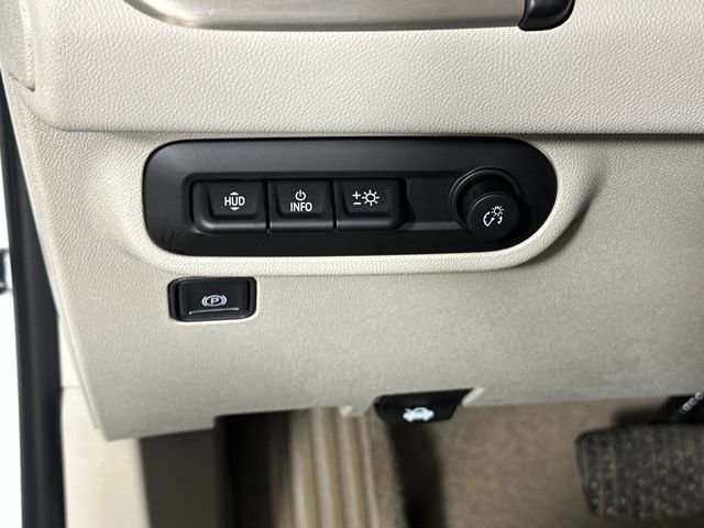 Used 2023 GMC Terrain Denali w/ Denali Premium Package image 18