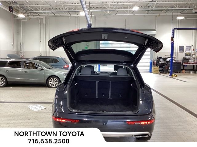 Used 2020 Audi Q5 Prestige AWD/4WD image 14