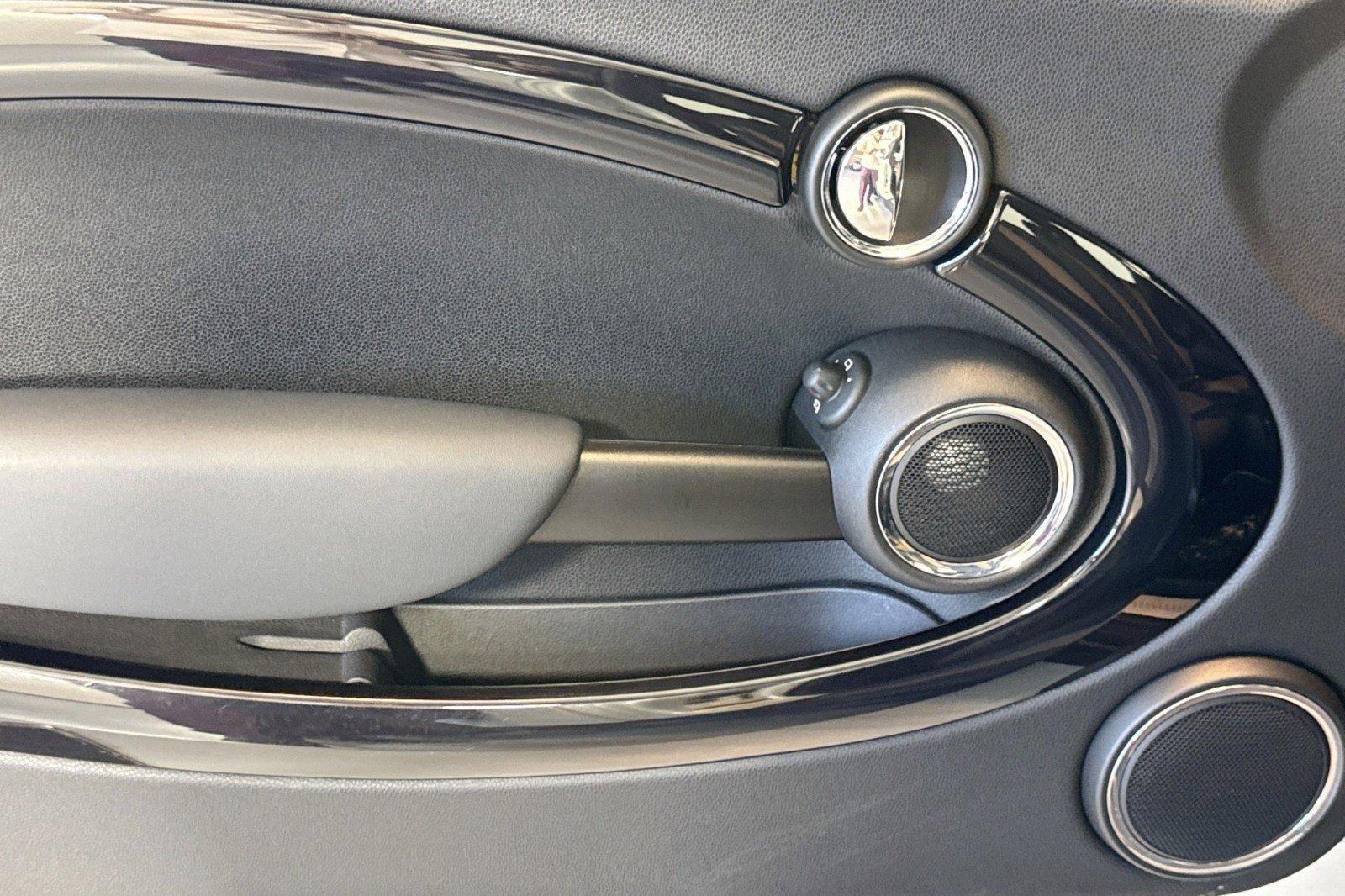 Used 2011 MINI Cooper S image 14