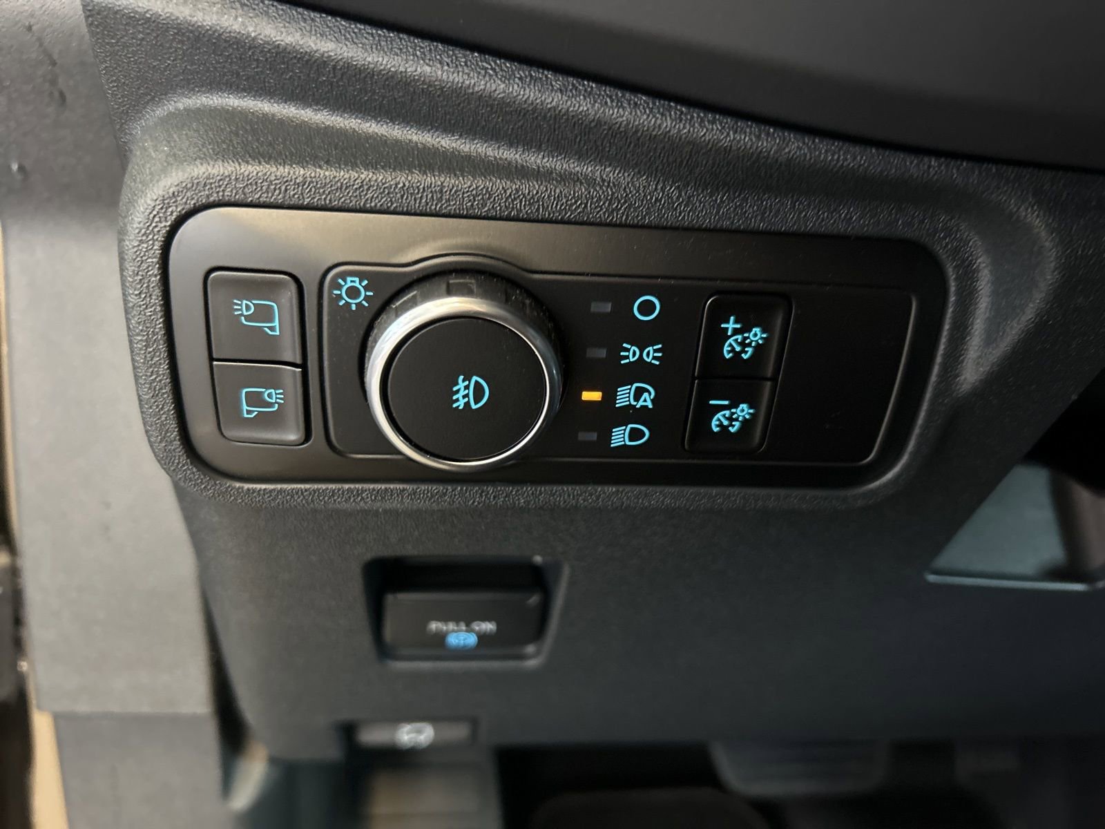 New 2025 Ford Bronco Badlands image 16