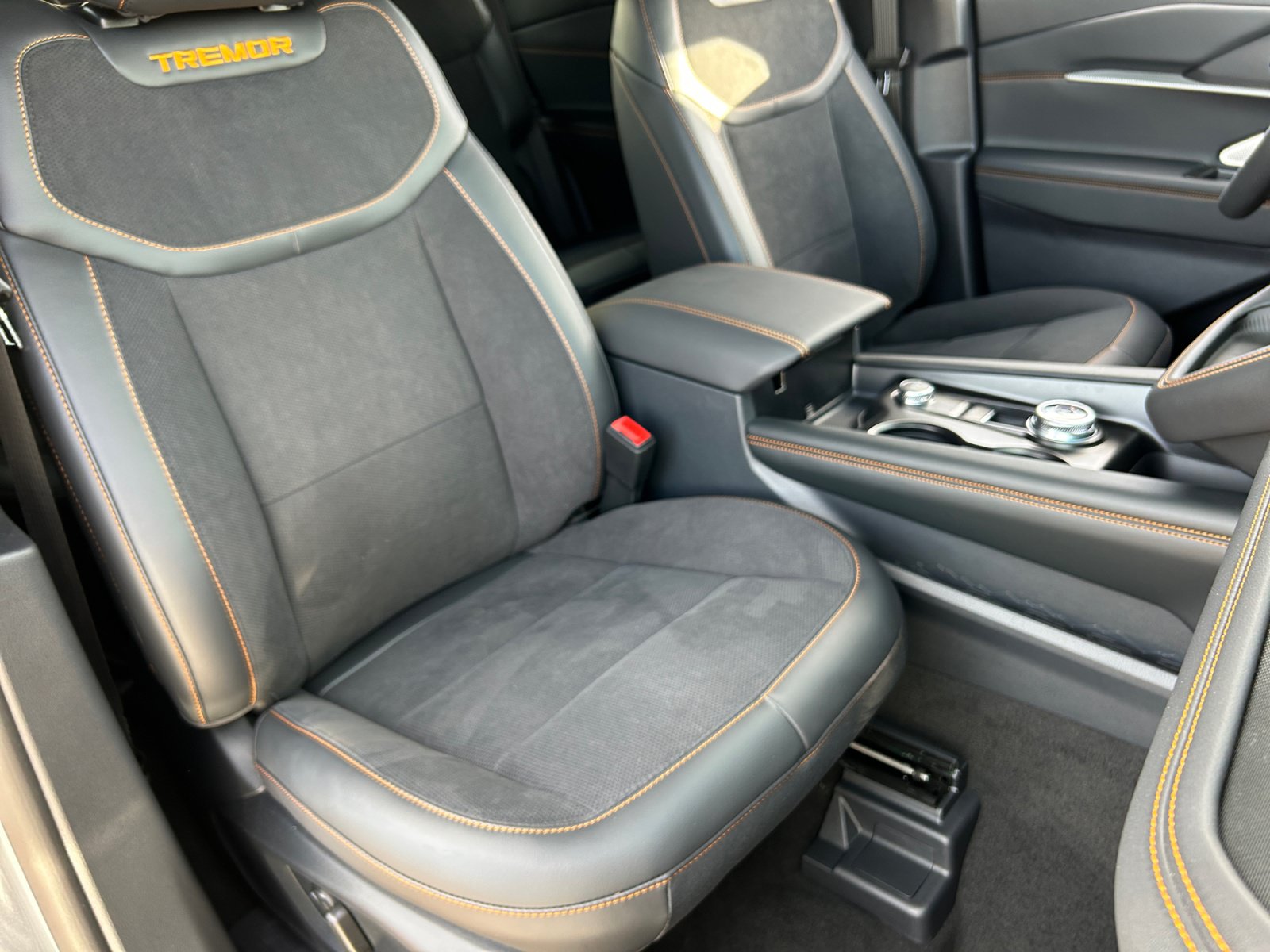 New 2026 Ford Explorer Tremor w/ Tremor Ultimate Package AWD/4WD image 19