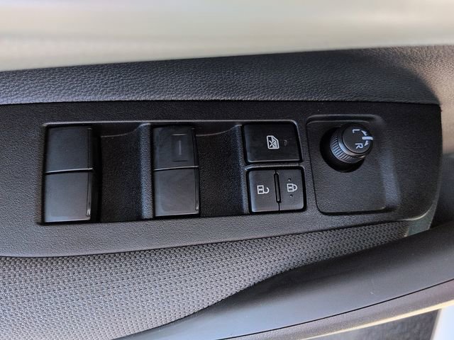 Used 2026 Toyota Corolla LE FWD image 13
