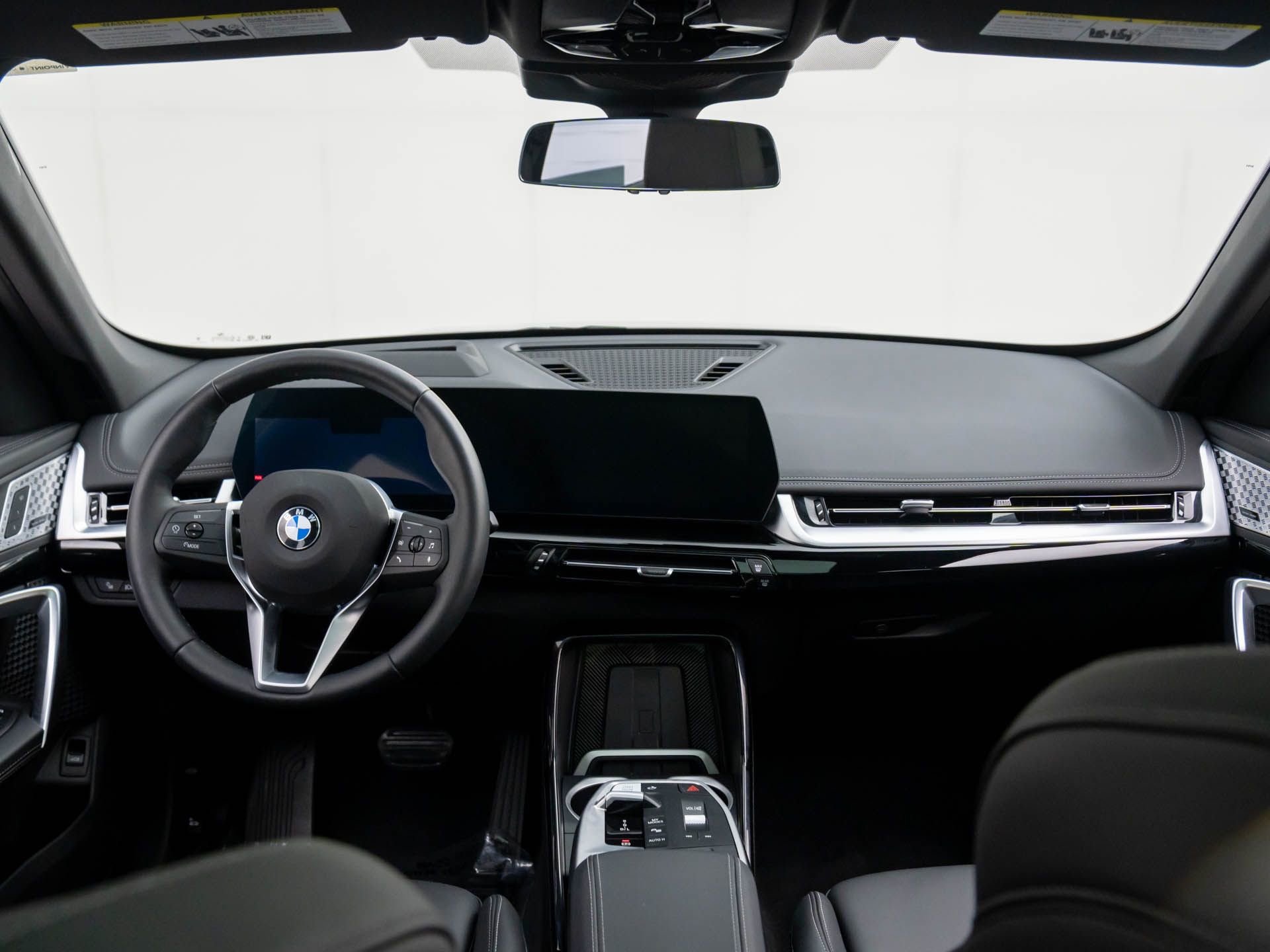 Certified 2025 BMW X1 xDrive28i image 9