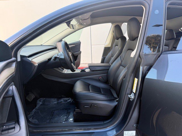 Used 2023 Tesla Model Y Long Range image 11