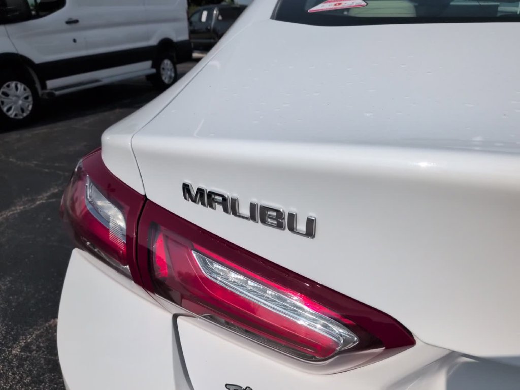 Used 2024 Chevrolet Malibu LT FWD image 8