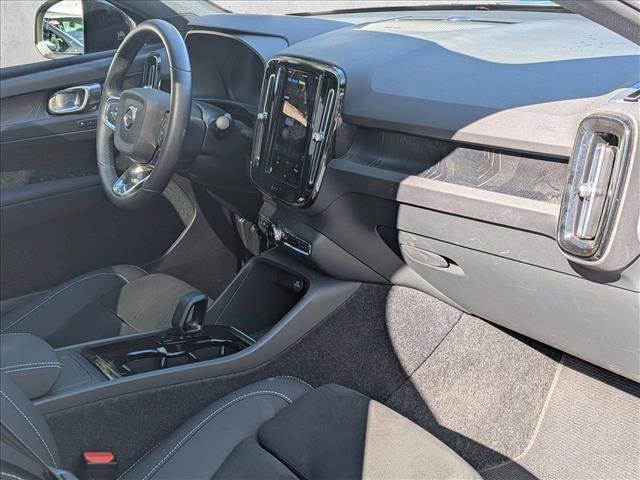 Used 2023 Volvo C40 P8 Recharge Ultimate image 23