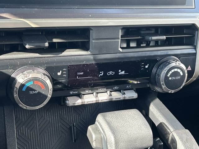 Used 2024 Toyota Tacoma SR5 AWD/4WD image 29