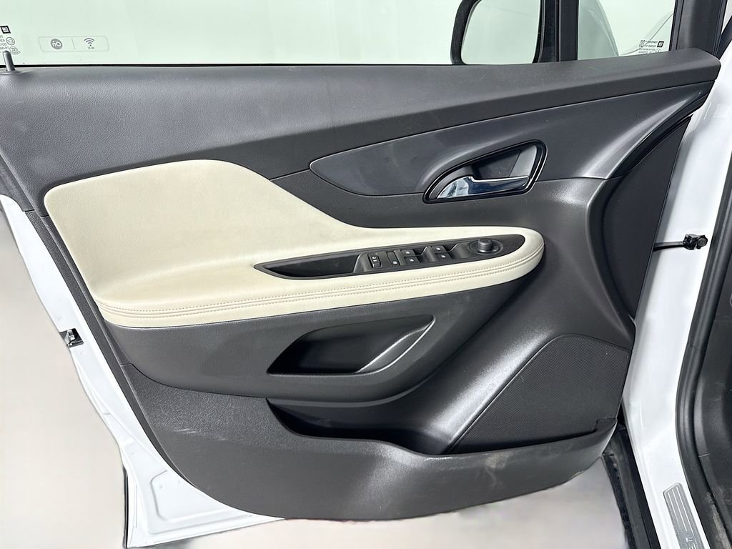 Used 2019 Buick Encore Preferred image 16