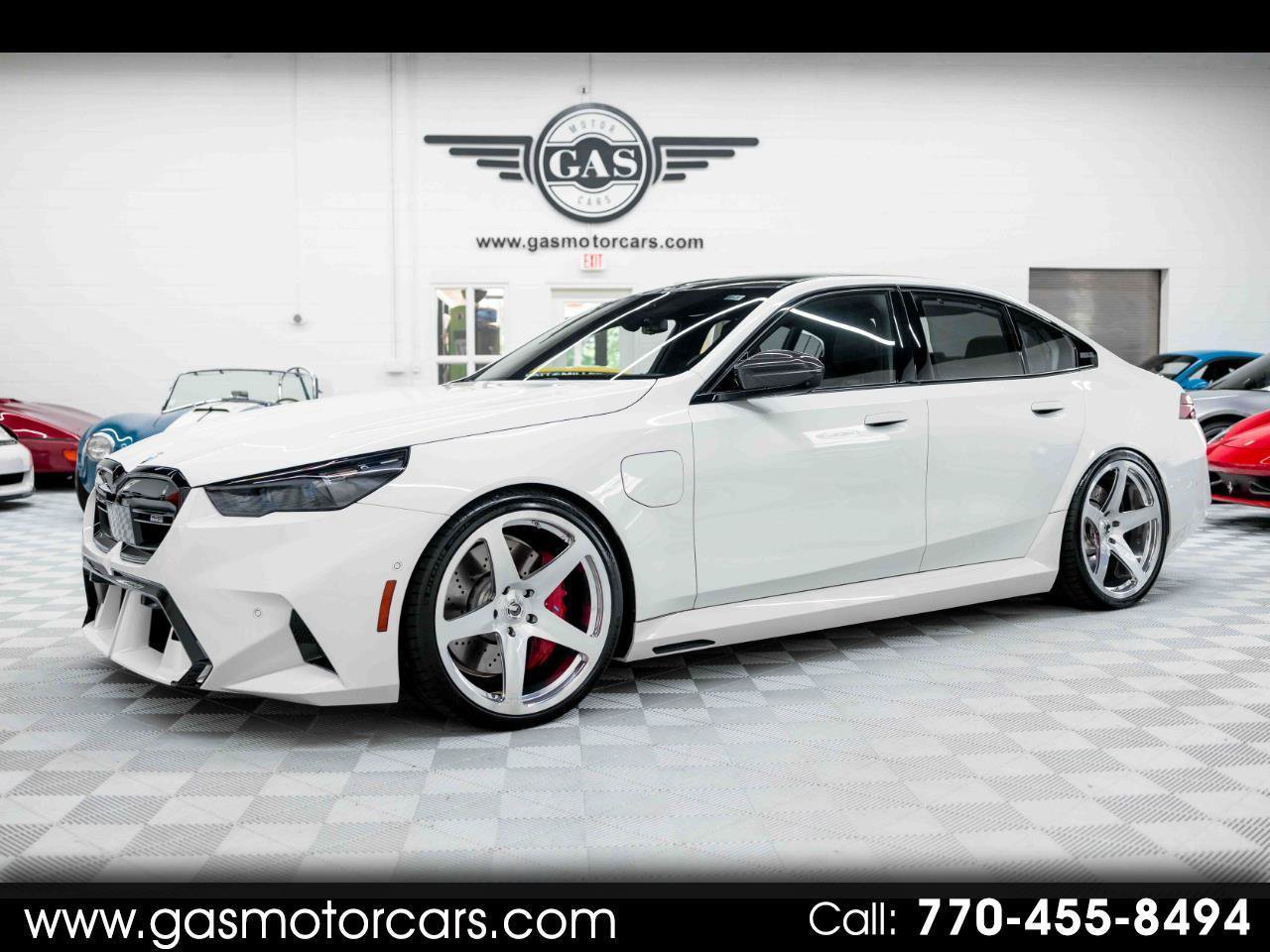 Used 2025 BMW M5 w/ Carbon Package AWD/4WD image 1