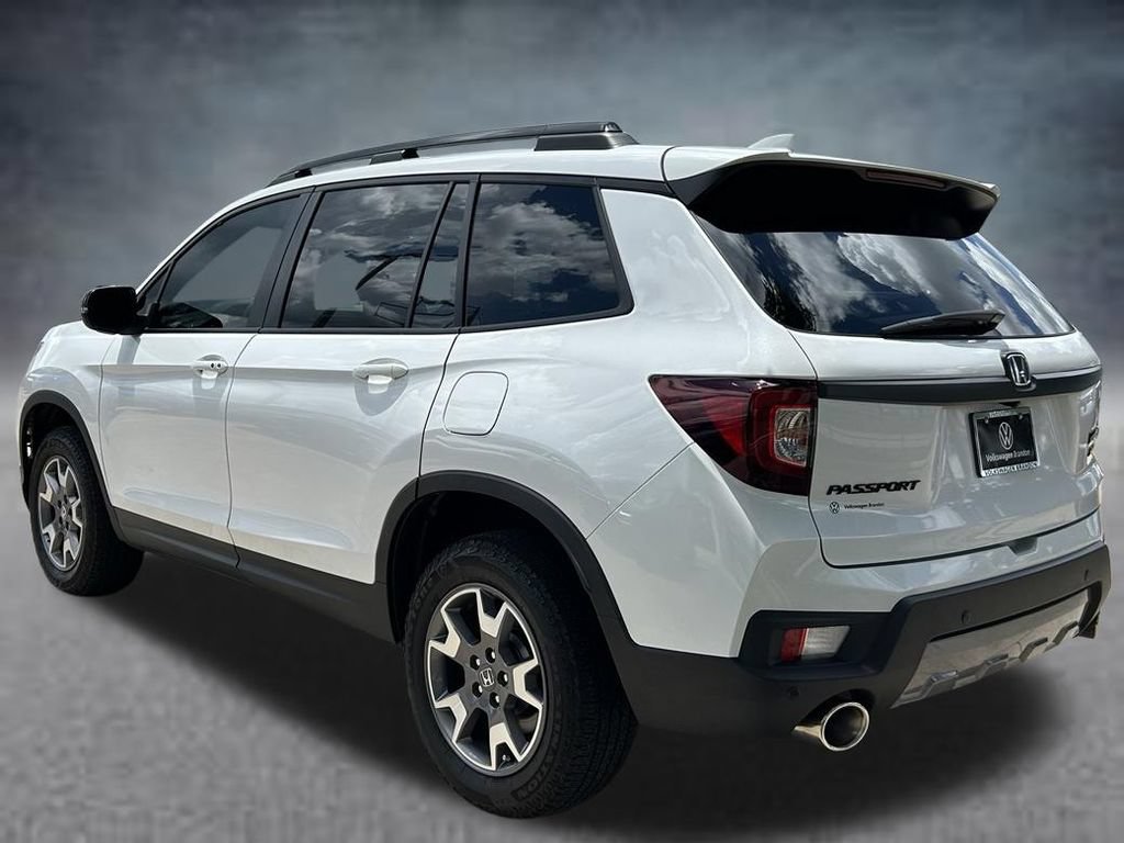 Used 2023 Honda Passport TrailSport image 4