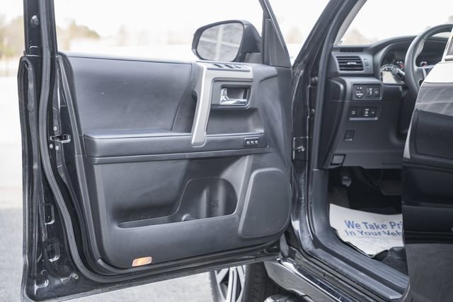 Used 2022 Toyota 4Runner Limited image 40