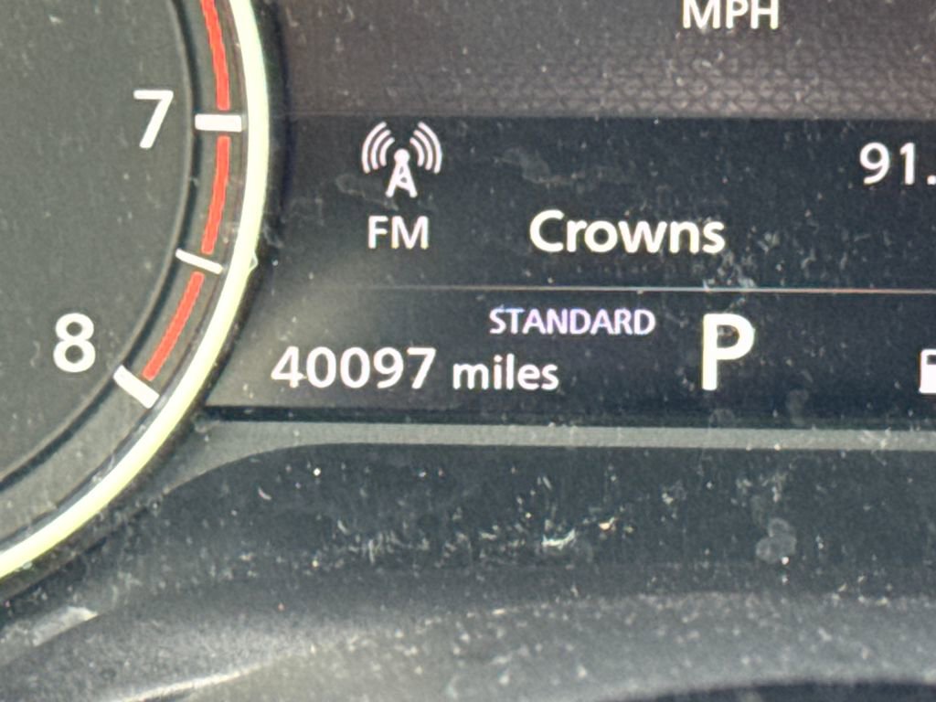 Used 2023 Nissan Rogue SV image 16