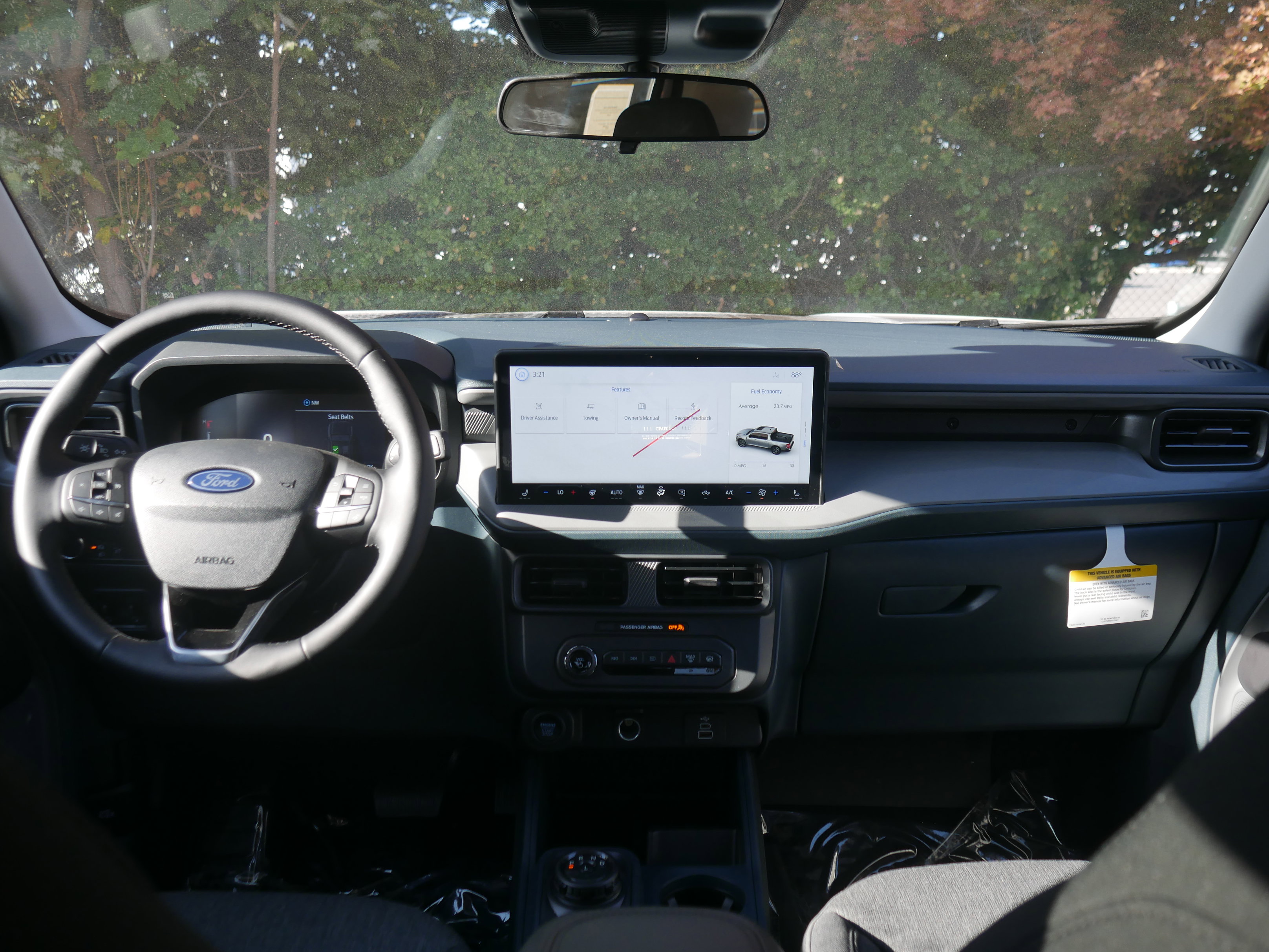 New 2025 Ford Maverick XLT w/ XLT Luxury Package image 8