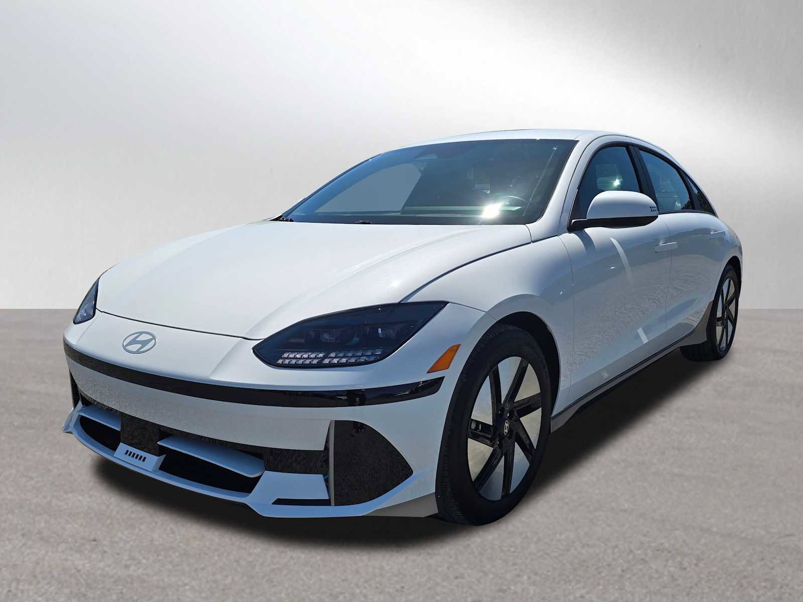 Used 2024 Hyundai Ioniq 6 SE image 7