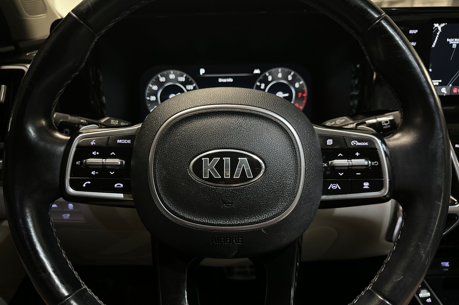 Used 2021 Kia Sorento SX FWD image 30