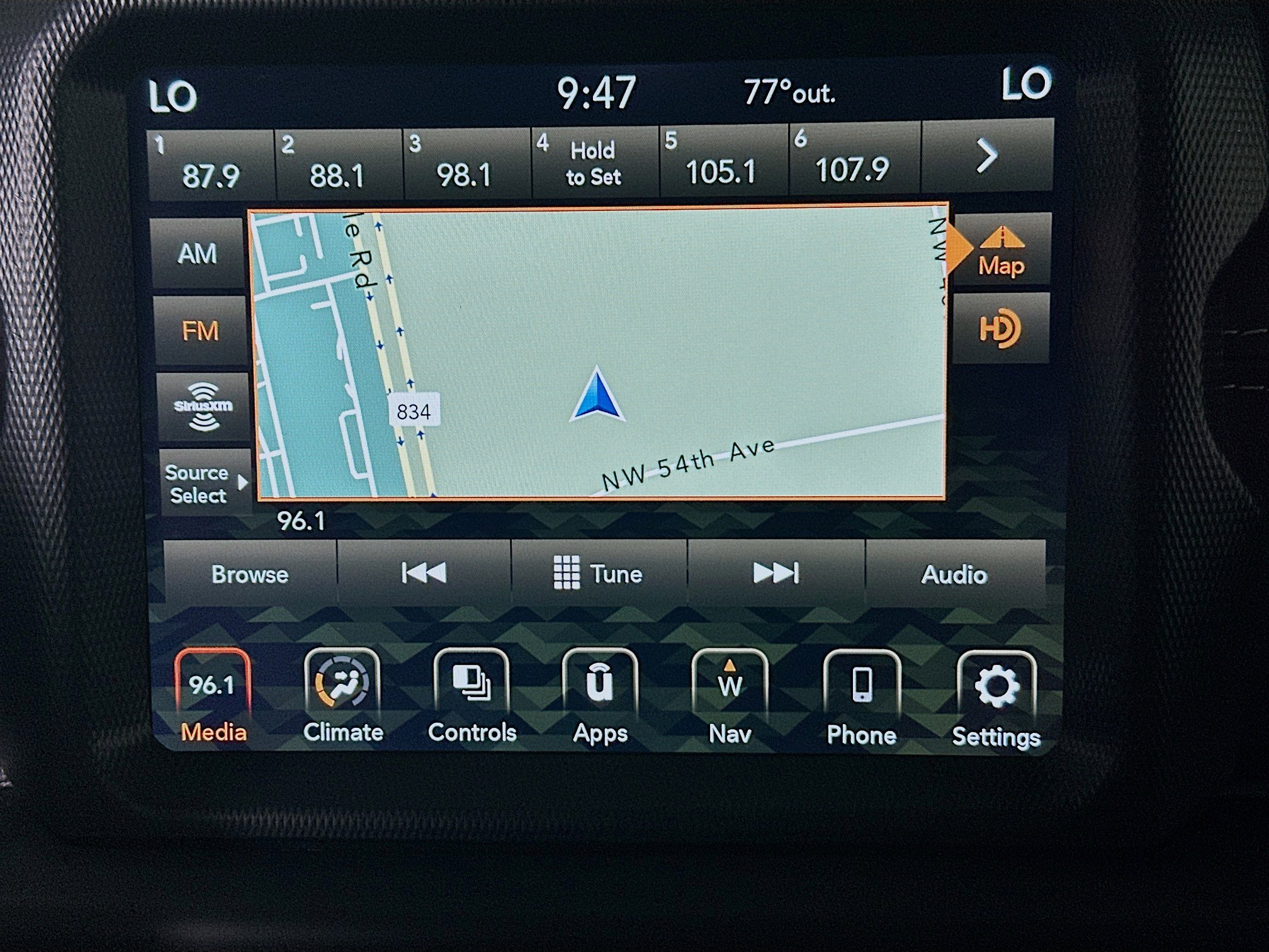 Used 2022 Jeep Wrangler Unlimited Sahara image 24