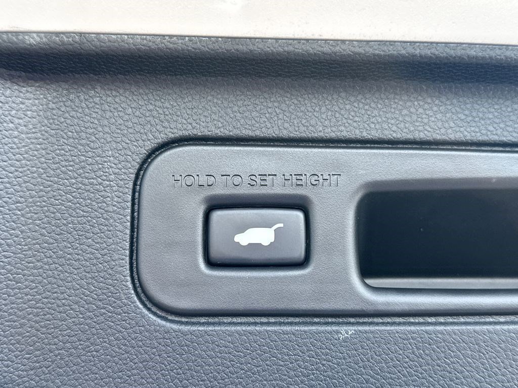 Certified 2023 Honda Pilot Elite image 17