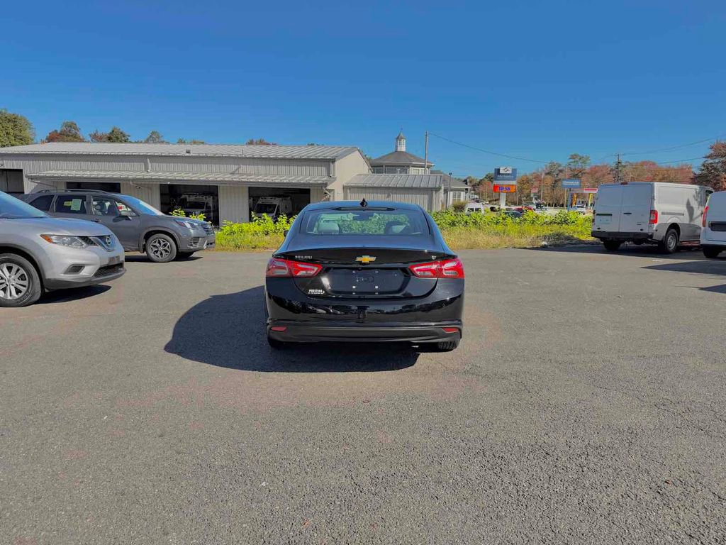 Used 2020 Chevrolet Malibu LT image 6