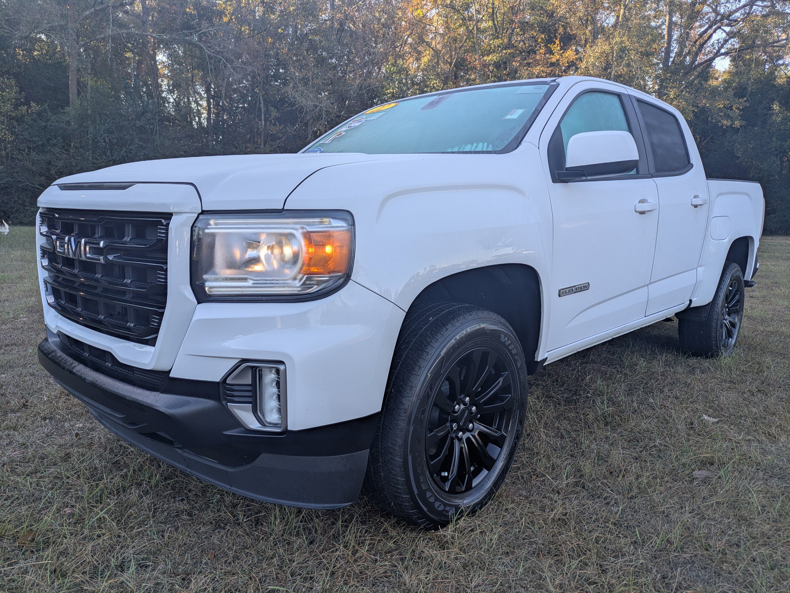 Used 2022 GMC Canyon Elevation w/ Elevation Premium Package image 9