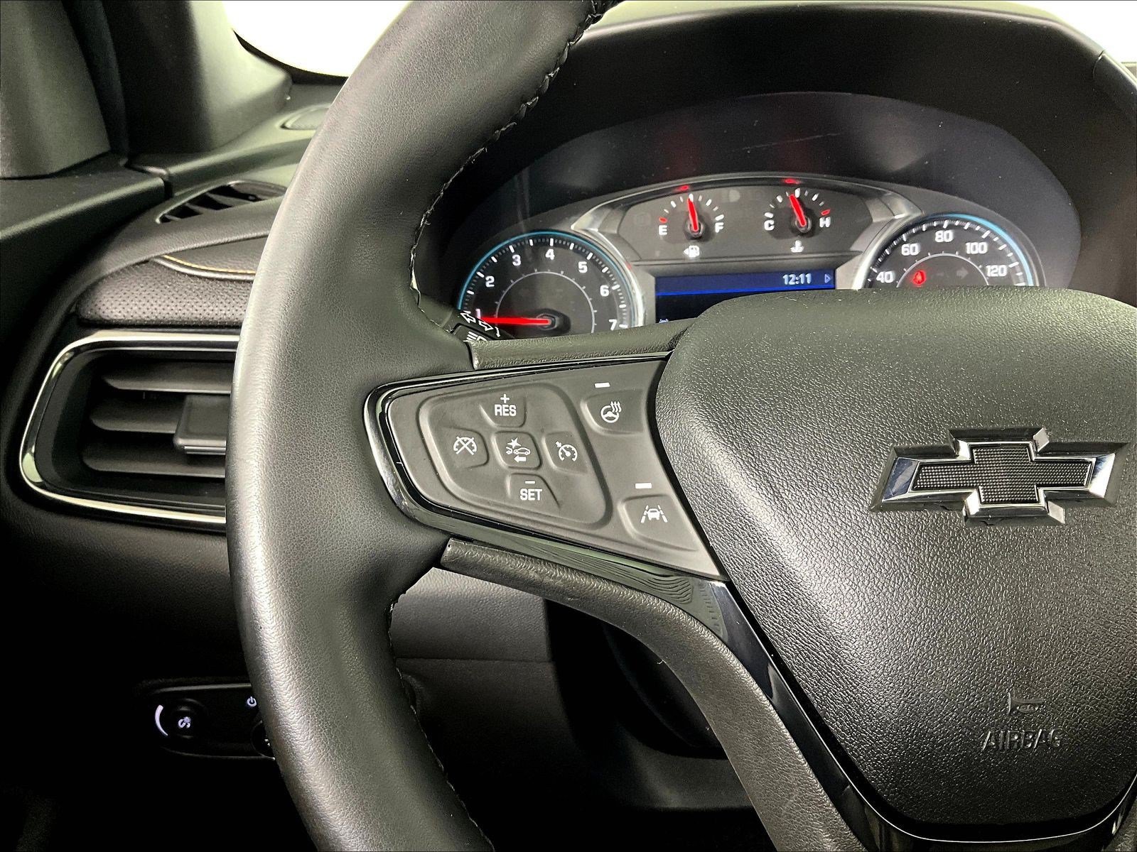 Used 2023 Chevrolet Equinox Premier AWD/4WD image 11