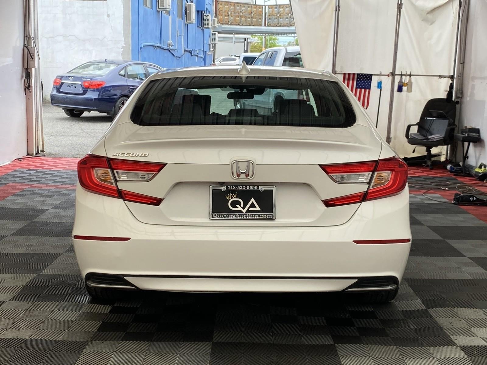 Used 2018 Honda Accord LX image 5