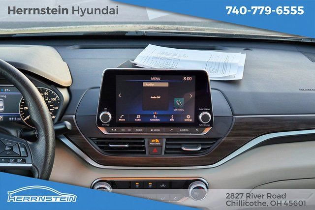 Used 2024 Nissan Altima 2.5 SV image 11