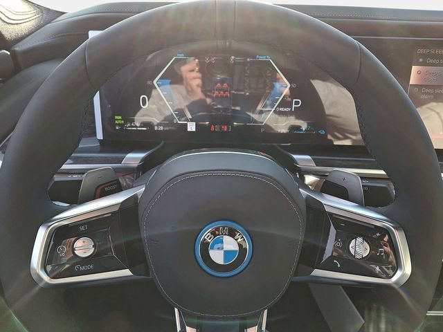 New 2026 BMW 750e xDrive w/ Executive Package image 17