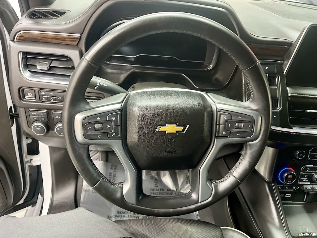 Used 2023 Chevrolet Tahoe Premier AWD/4WD image 11