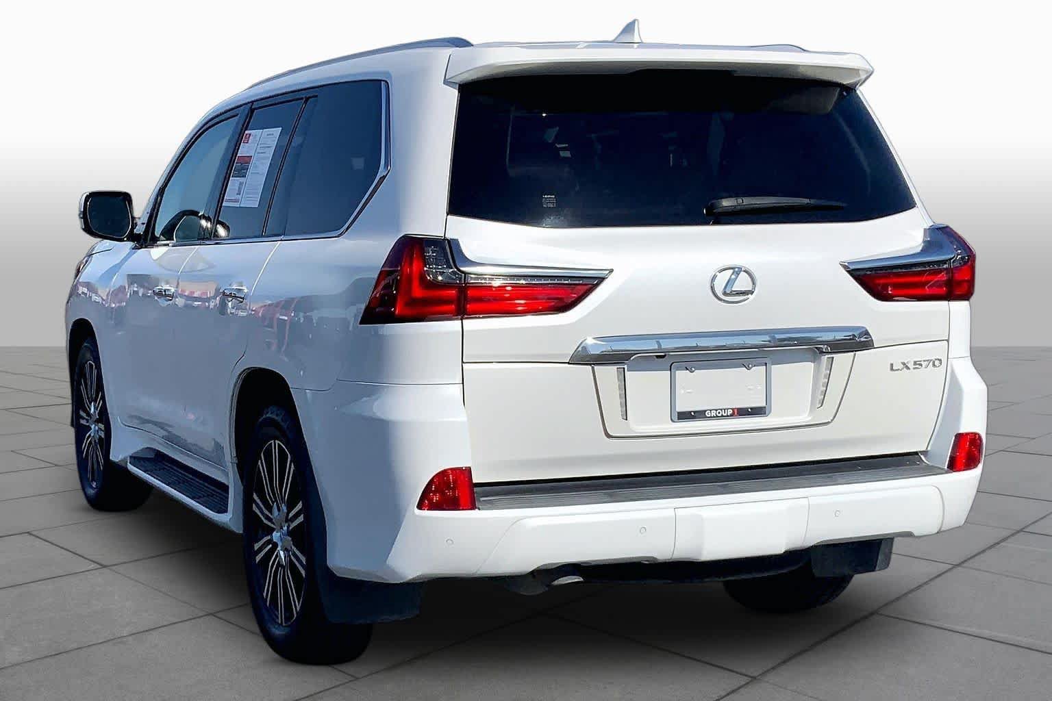 Used 2019 Lexus LX 570 4WD w/ Luxury Package image 12