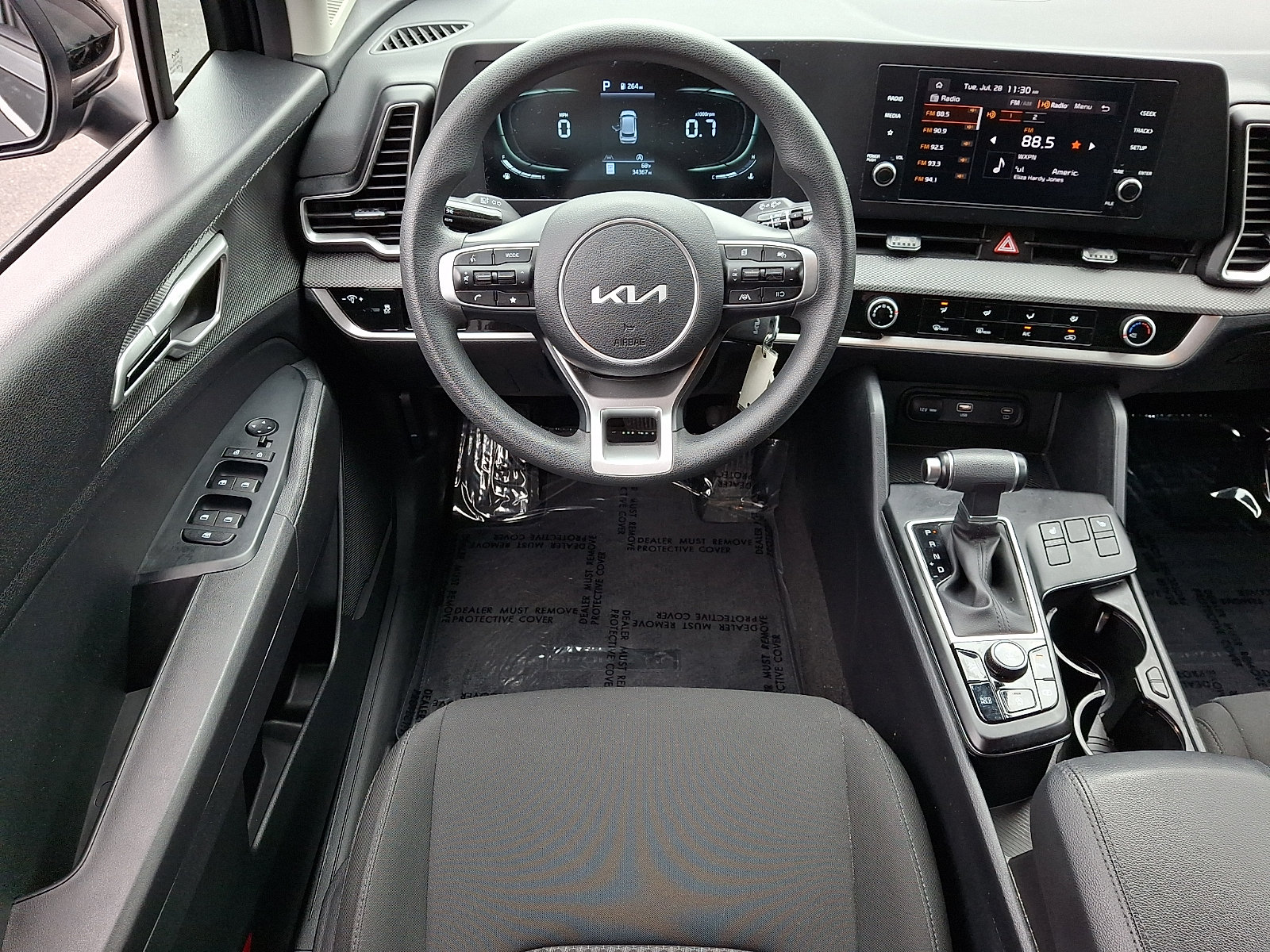 Used 2024 Kia Sportage LX AWD/4WD image 11