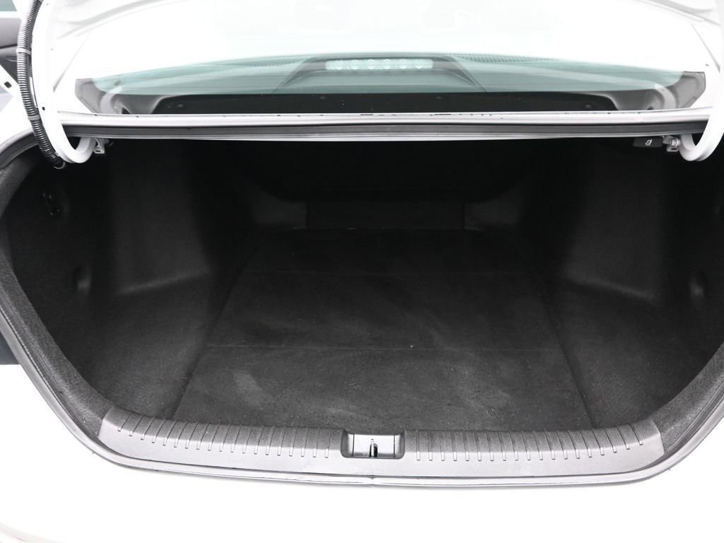 Used 2023 Honda Accord LX image 14