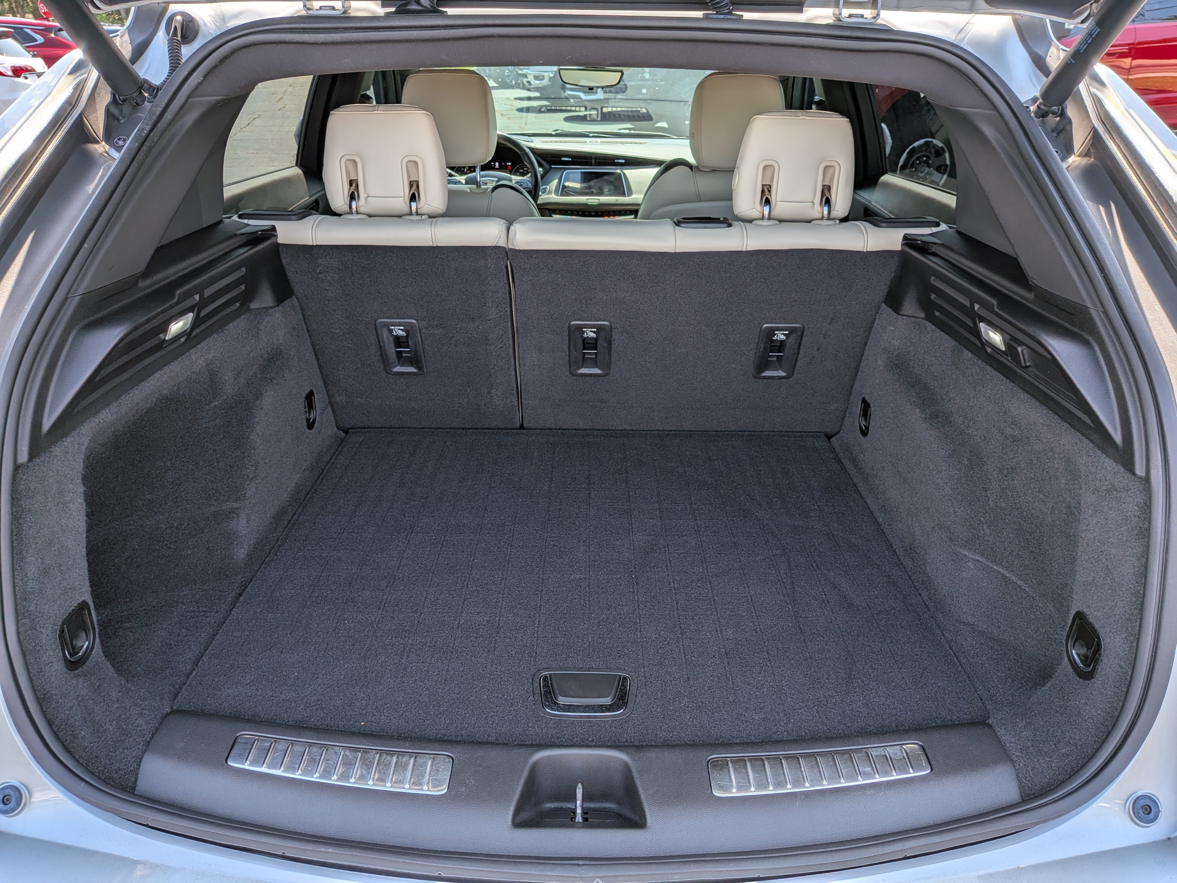 Certified 2019 Cadillac XT4 Sport FWD image 15