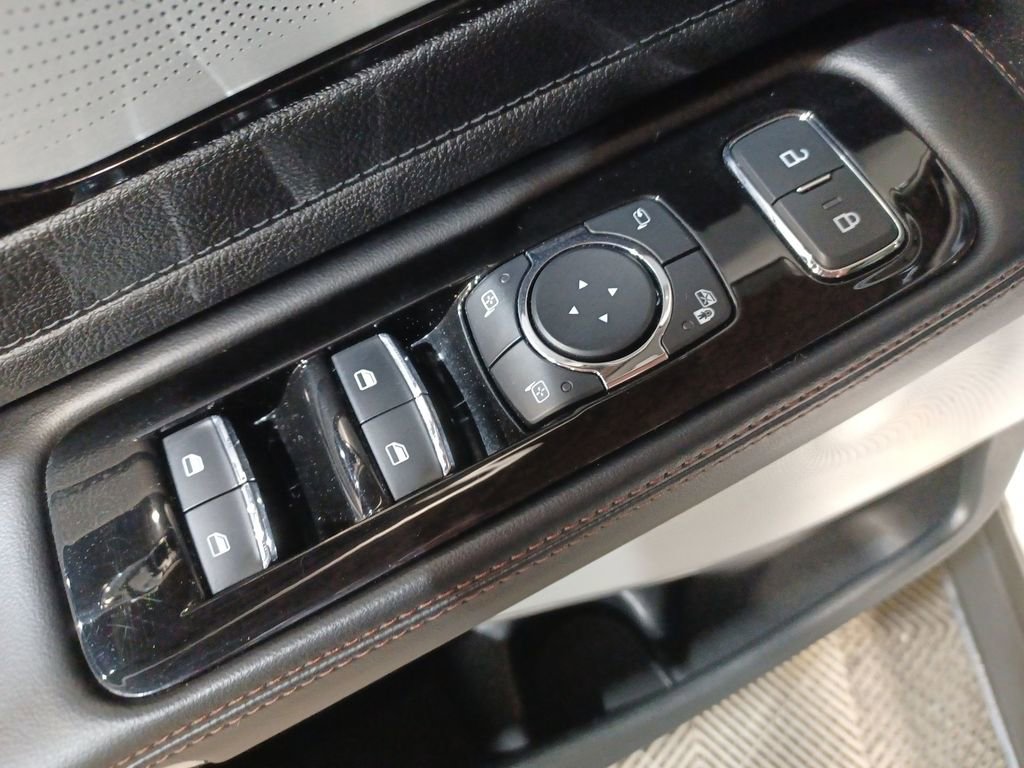 Used 2024 Lincoln Aviator Reserve w/ Equipment Group 201A AWD/4WD image 15