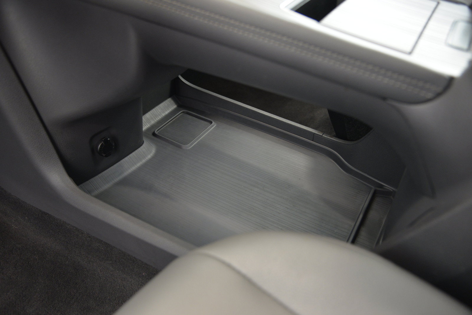Used 2024 Toyota Sienna XLE AWD/4WD image 27